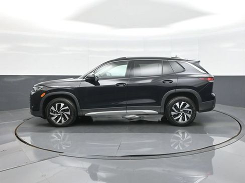 Used 2025 Volkswagen Tiguan S AWD/4WD image 4
