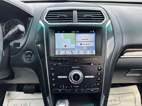 Used 2017 Ford Explorer Platinum AWD/4WD image 23