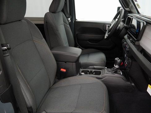 New 2026 Jeep Wrangler Sport AWD/4WD image 31
