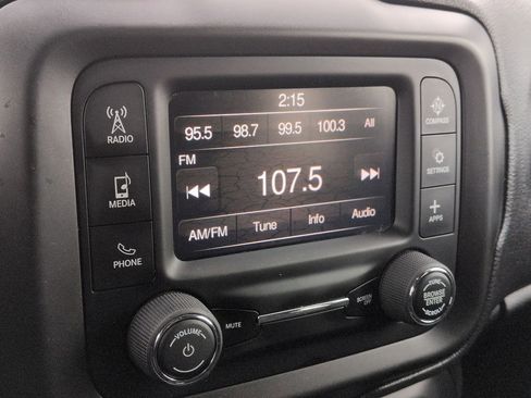 Used 2020 Jeep Renegade Sport w/ Sport Appearance Group image 19