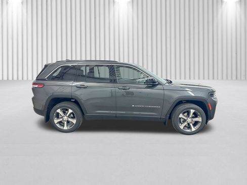 New 2026 Jeep Grand Cherokee Limited AWD/4WD image 3