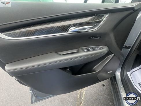 Used 2022 Cadillac XT6 Premium Luxury image 22