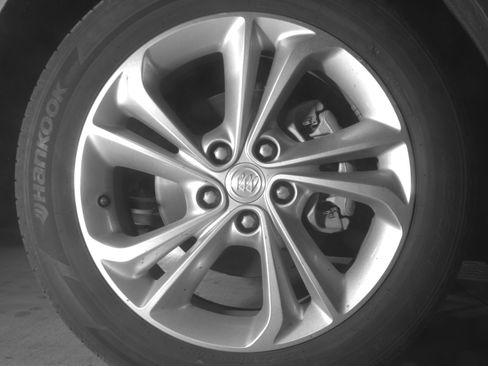 Used 2023 Buick Encore GX Preferred FWD image 11