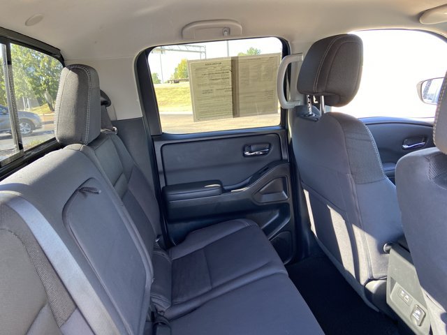 Used 2022 Nissan Frontier SV w/ Technology Package AWD/4WD image 21