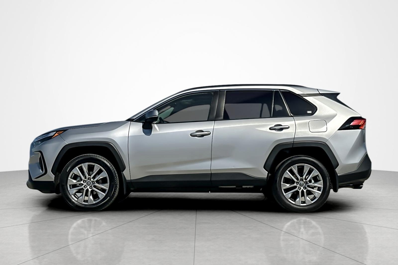 Certified 2024 Toyota RAV4 XLE Premium AWD/4WD image 2