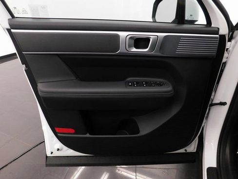 Used 2025 Hyundai Santa Fe SEL image 17