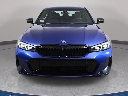New 2026 BMW 330i xDrive Sedan w/ M Sport Package AWD/4WD image 2