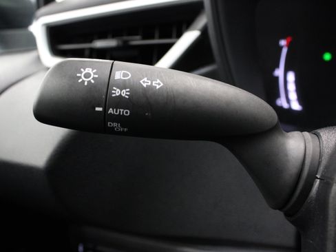 Used 2026 Toyota Corolla LE FWD image 22