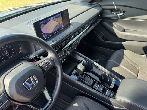 Used 2024 Honda Accord Sport image 15