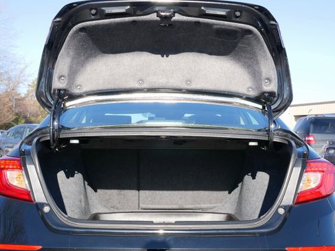 Used 2020 Honda Accord Touring image 13