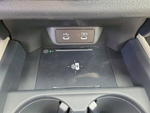 Certified 2026 Honda HR-V LX image 35