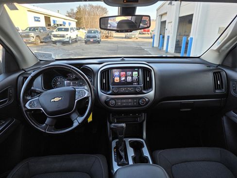 Used 2017 Chevrolet Colorado LT w/ LT Convenience Package image 6