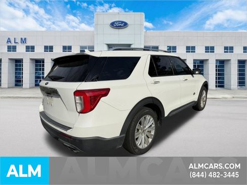 Used 2022 Ford Explorer King Ranch RWD image 6