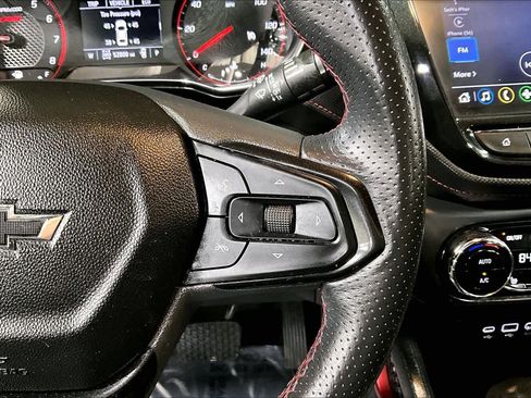 Used 2021 Chevrolet TrailBlazer RS w/ Sun and Liftgate Package image 25