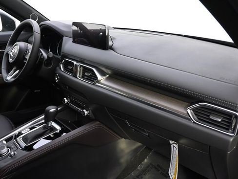 New 2025 MAZDA CX-5 Signature image 15