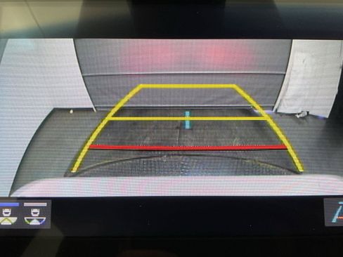 Used 2019 Toyota Avalon Limited w/ All Weather Liner Package FWD image 16