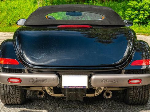 Used 1999 Plymouth Prowler RWD image 22