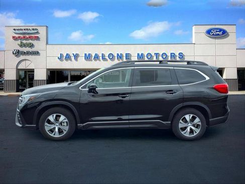 Used 2023 Subaru Ascent Premium w/ Convenience Package AWD/4WD image 5
