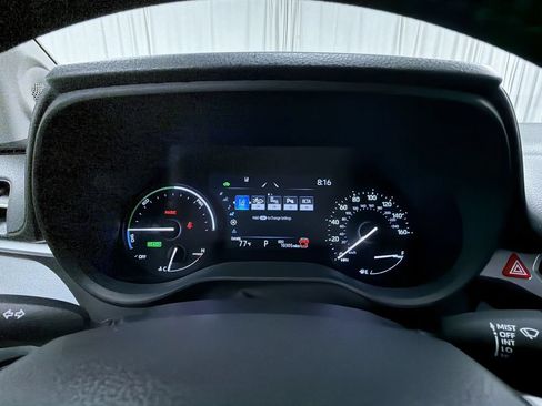 Certified 2025 Toyota Sienna XLE w/ XLE Plus Package AWD/4WD image 21