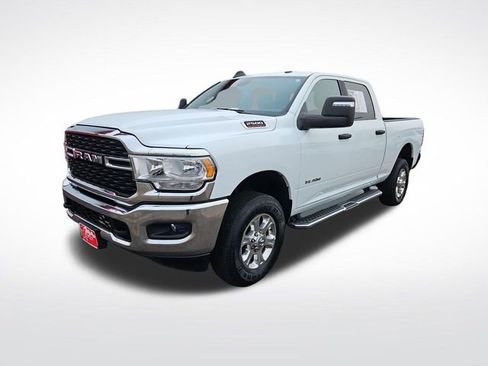 Used 2024 RAM 2500 Big Horn AWD/4WD image 1