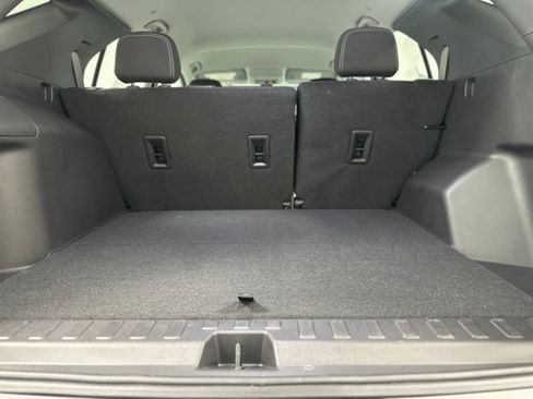 Used 2024 Chevrolet Equinox LS FWD image 14