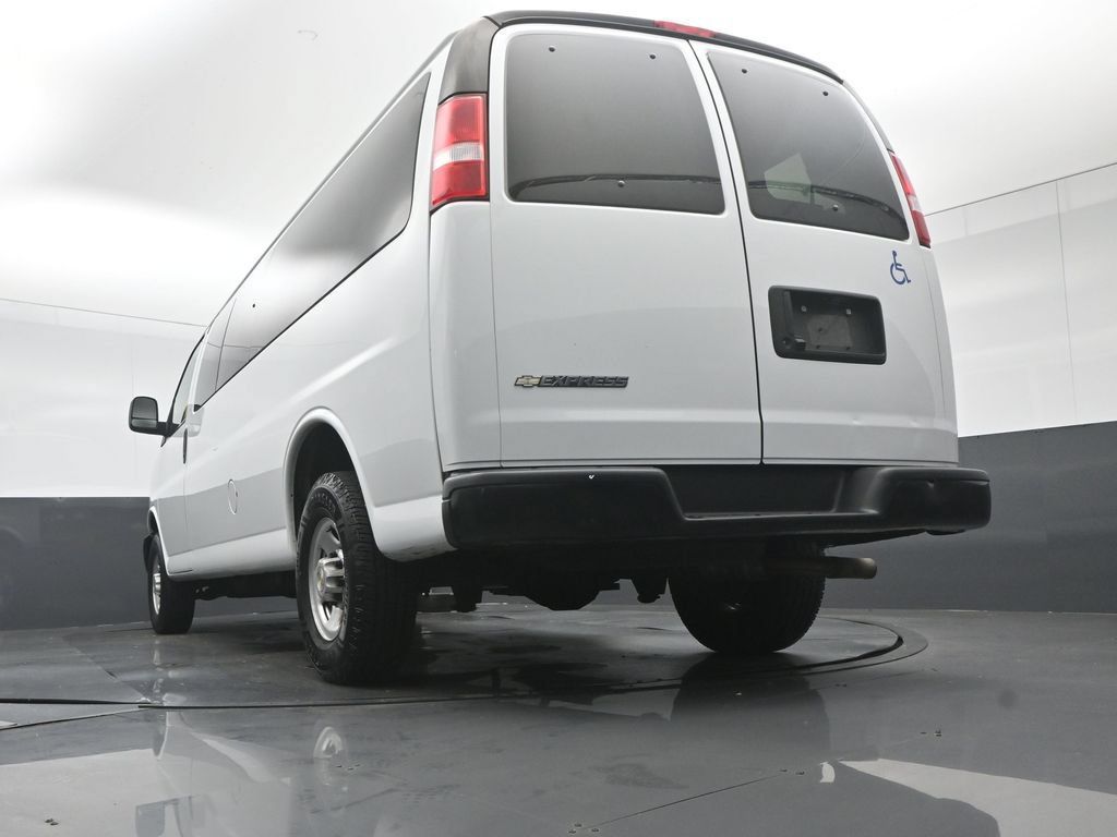Used 2023 Chevrolet Express 3500 LS RWD image 51