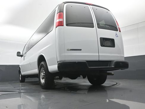 Used 2023 Chevrolet Express 3500 LS RWD image 51