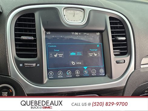 Used 2017 Chrysler 300 Limited image 18