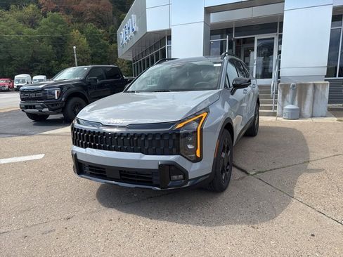 New 2026 Kia Sportage X-Line w/ X-Line Technology Package image 3