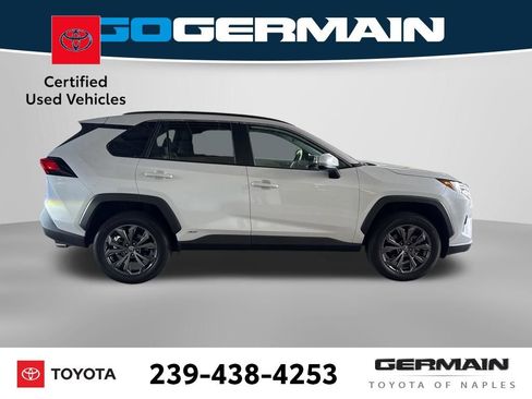 Used 2025 Toyota RAV4 XLE Premium image 7