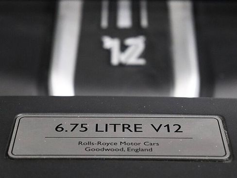 Used 2022 Rolls-Royce Cullinan w/ Cullinan Package AWD/4WD image 90