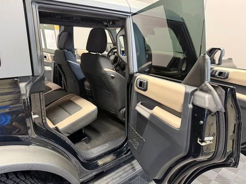 Used 2022 Ford Bronco Wildtrak AWD/4WD image 26