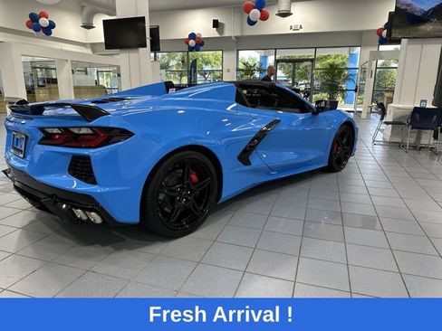 Used 2021 Chevrolet Corvette Stingray Premium Conv w/ Z51 Performance Package RWD image 37