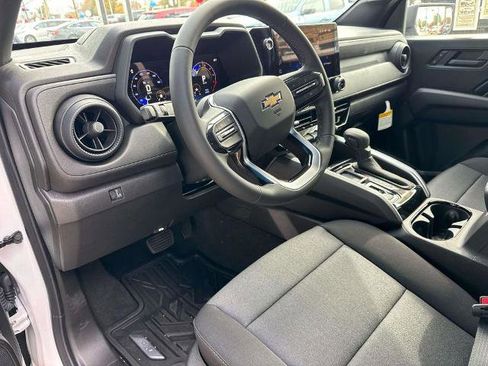New 2026 Chevrolet Colorado W/T image 11