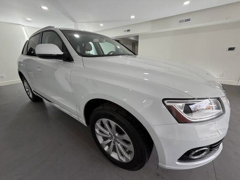 Used 2015 Audi Q5 2.0T Premium image 10