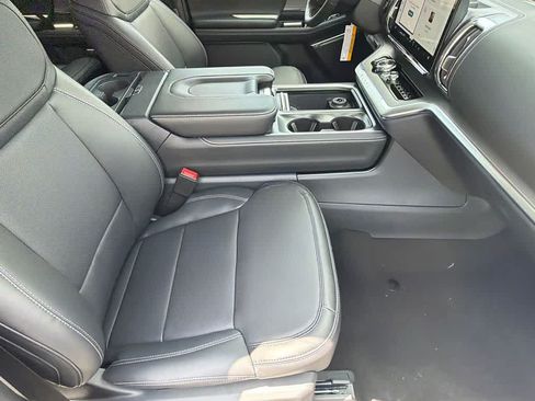 New 2026 Ford Expedition Platinum w/ Driver's Package AWD/4WD image 12