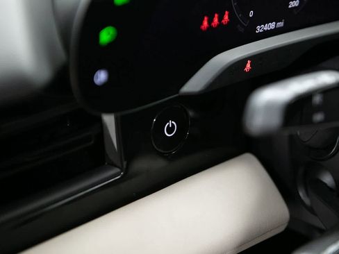 Certified 2023 Porsche Taycan 4 Cross Turismo image 20