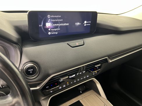 Used 2024 MAZDA CX-90 Plug-In Hybrid w/ Premium Pkg AWD/4WD image 30