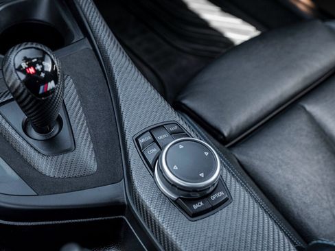 Used 2017 BMW M2 RWD image 41