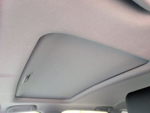 Used 2022 Honda CR-V Touring image 23