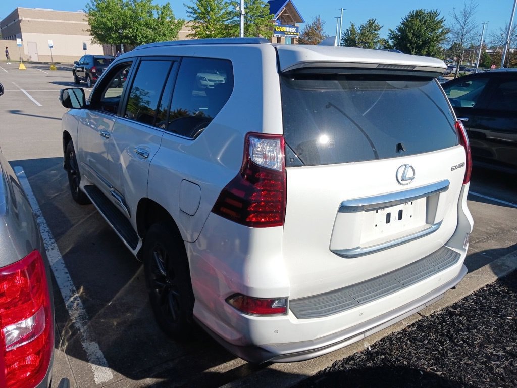Used 2017 Lexus GX 460 Premium AWD/4WD image 5