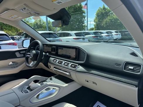 New 2026 Mercedes-Benz GLS 450 4MATIC image 41