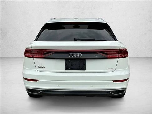 Used 2023 Audi Q8 Premium w/ Convenience Package AWD/4WD image 6
