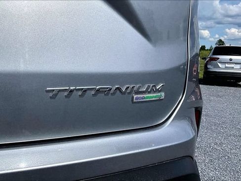 Used 2020 Ford Edge Titanium FWD image 25
