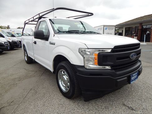 Used 2018 Ford F150 XL w/ Equipment Group 101A Mid image 11