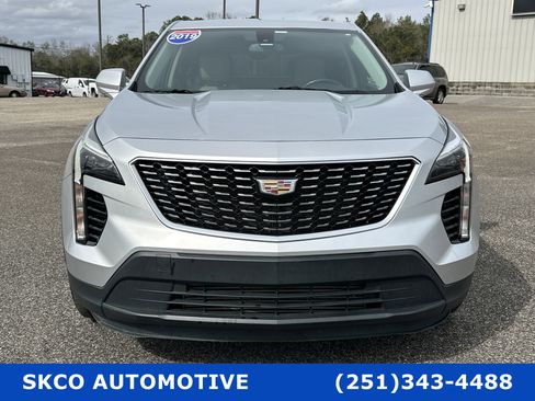 Used 2019 Cadillac XT4 Luxury w/ Cold Weather Package image 8