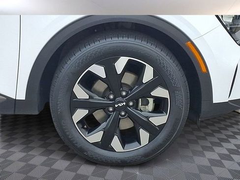 Certified 2023 Kia Sportage X-Line w/ X-Line Premium Package image 11