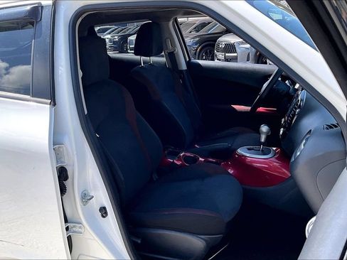 Used 2016 Nissan Juke SV w/ Technology Package FWD image 9