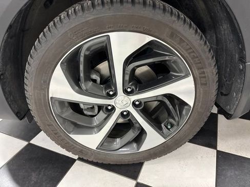 Used 2018 Hyundai Tucson Limited w/ Ultimate Package 02 AWD/4WD image 5