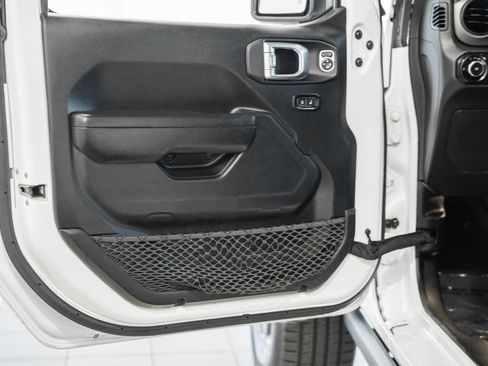 Used 2022 Jeep Wrangler Unlimited Sport AWD/4WD image 41